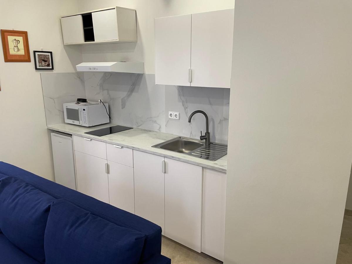 Petit Sagasta Apartamentos-Sagasta Севилья Экстерьер фото